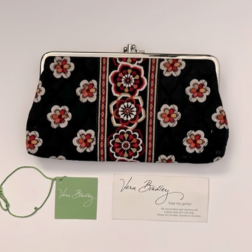 NWT VERA BRADLEY FRAME CLUTCH/WALLET